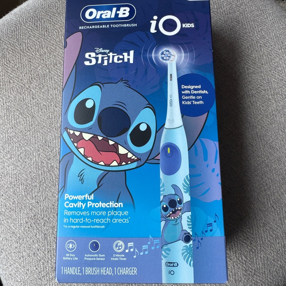 Oral-B Kids Electric Toothbrush with Stitch Design